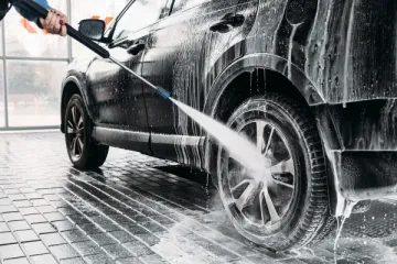 Ako správne umyť auto na samoobslužnej autoumyvárni
